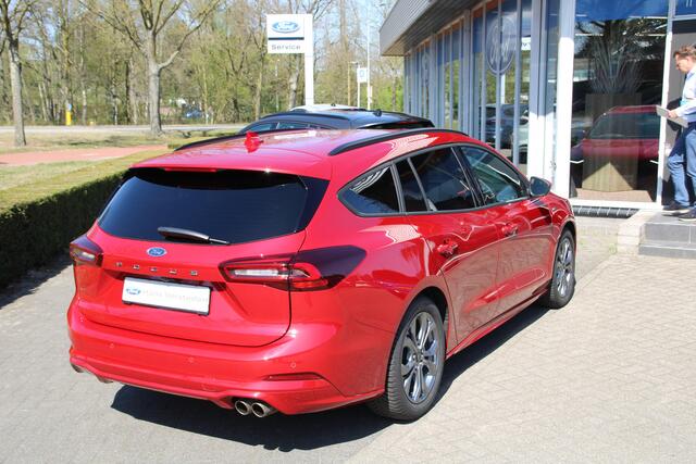 Ford FOCUS Wagon 1.0 EcoBoost 155 PK Hybrid AUTOMAAT ST- Line AFNEEMBARE TREKHAAK | WINTERPAKKET | NAVIGATIE |