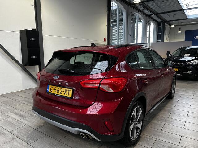 Ford FOCUS EcoBoost 125 pk Active | Trekhaak | Winter Pack | Camera | LED | AGR stoel | Adapt. cruise