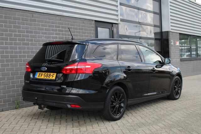 Ford FOCUS Wagon 1.0 Titanium / Navigatie / Carplay / Stoelverwarming