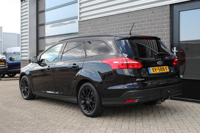 Ford FOCUS Wagon 1.0 Titanium / Navigatie / Carplay / Stoelverwarming