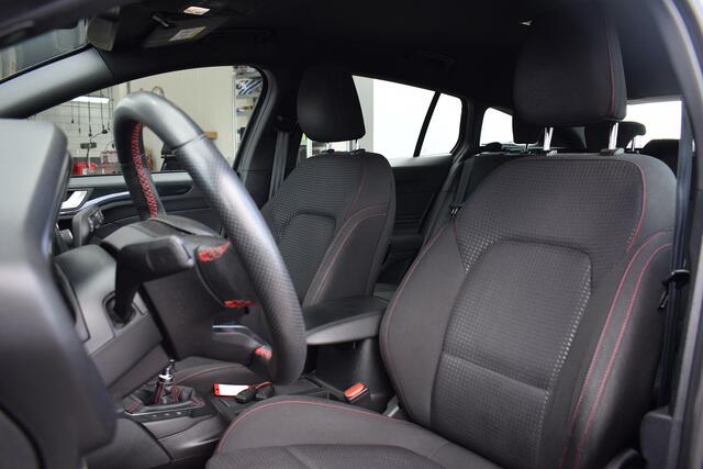 Ford FOCUS Wagon 1.0 EcoBoost ST Line Business | Trekhaak | CarPlay | Stuur- en Stoelverw. | Camera