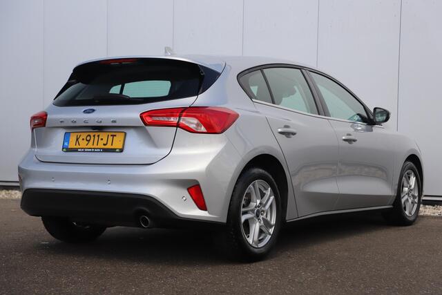Ford FOCUS 1.0 EcoBoost Trend Edition Business Navigatie Achteruitrijcamera Airco Cruise Rijstrooksensor 16 inch