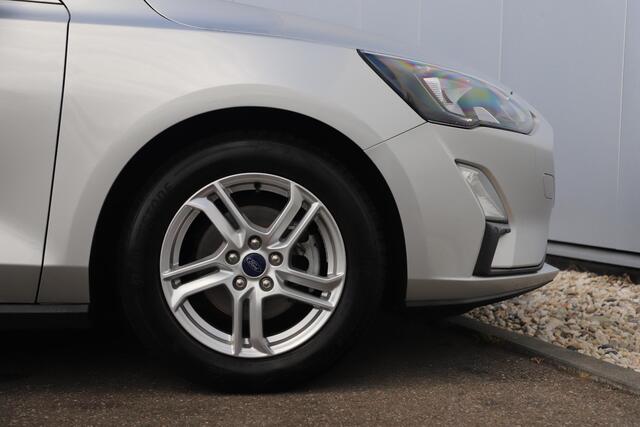 Ford FOCUS 1.0 EcoBoost Trend Edition Business Navigatie Achteruitrijcamera Airco Cruise Rijstrooksensor 16 inch