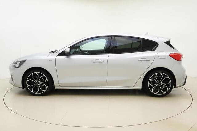 Ford FOCUS 1.0 EcoBoost ST Line Business 125pk | Navigatie | Camera | Winter pakket | 18" Lichtmetalen Velgen | Climate Control | Parkeerassistent