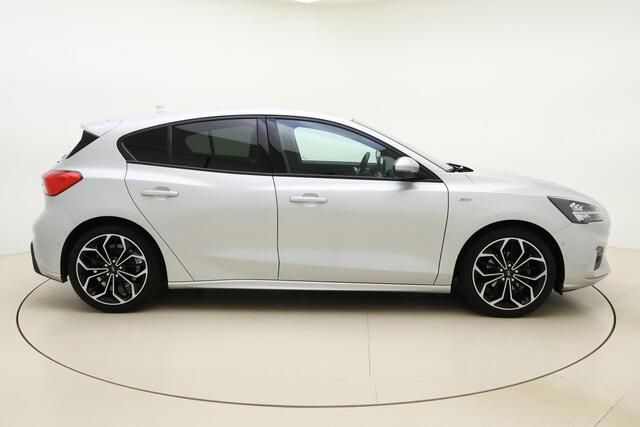 Ford FOCUS 1.0 EcoBoost ST Line Business 125pk | Navigatie | Camera | Winter pakket | 18" Lichtmetalen Velgen | Climate Control | Parkeerassistent