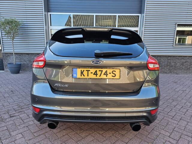 Ford FOCUS 1.5 ST-Line