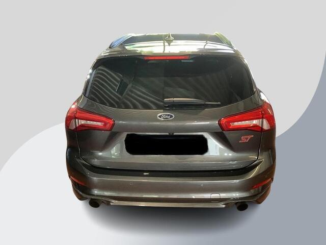 Ford FOCUS Wagon 2.3 EcoBoost ST-3 | 280PK | Adaptive cruise control | Launch control | Winter Pack | Full LED | Camera