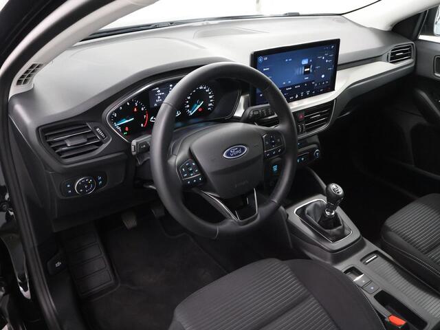 Ford FOCUS Wagon 1.0 EcoBoost Hybrid Titanium | Winterpakket | Cruise Control Adaptief | Parkeercamera | Navigatie |