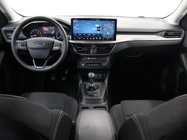 Ford FOCUS Wagon 1.0 EcoBoost Hybrid Titanium | Winterpakket | Cruise Control Adaptief | Parkeercamera | Navigatie |