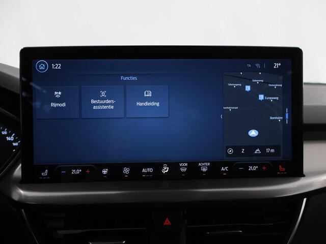 Ford FOCUS Wagon 1.0 EcoBoost Hybrid Titanium | Winterpakket | Cruise Control Adaptief | Parkeercamera | Navigatie |