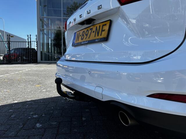 Ford FOCUS Wagon EcoBoost 100pk Trend | Trekhaak | Clima | Cruise | Apple carplay | Android auto |