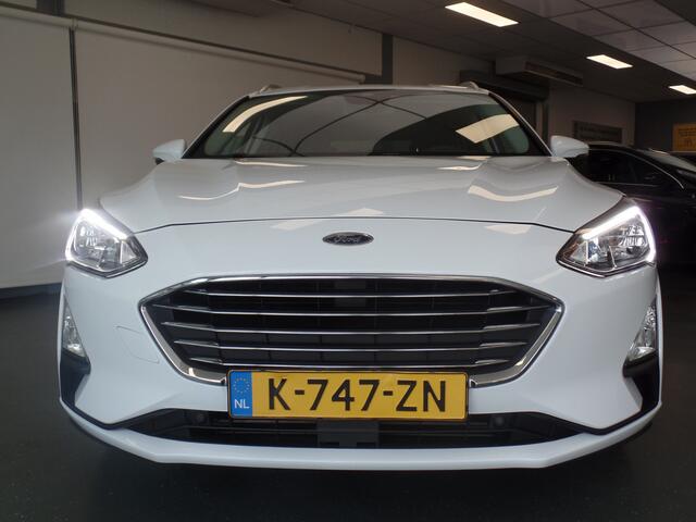 Ford FOCUS Wagon 1.0 EcoBoost Titanium X Business 125 pk Automaat, Dealer onderhouden, Navigatie, Clima controle, Cruise controle, Achteruitrijcamera, Stoel/Stuur verwarming, Pdc V/A, Lm velgen 16'', Trekhaak wegklapbaar, Ex eerste eigenaar!!