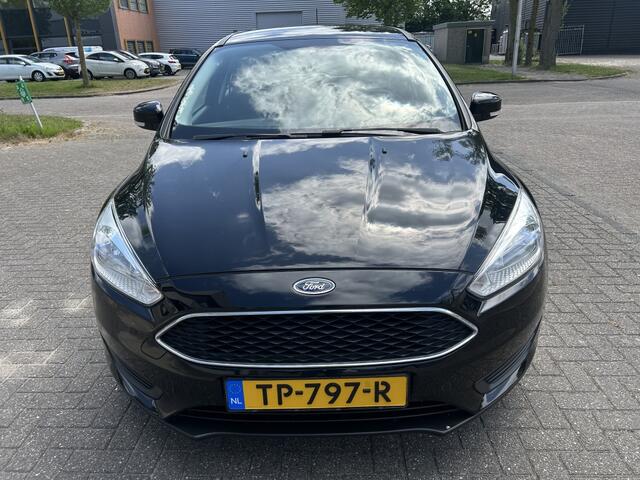 Ford FOCUS 1.0 Trend 125PK STOELVW STUURVW TREKHAAK!
