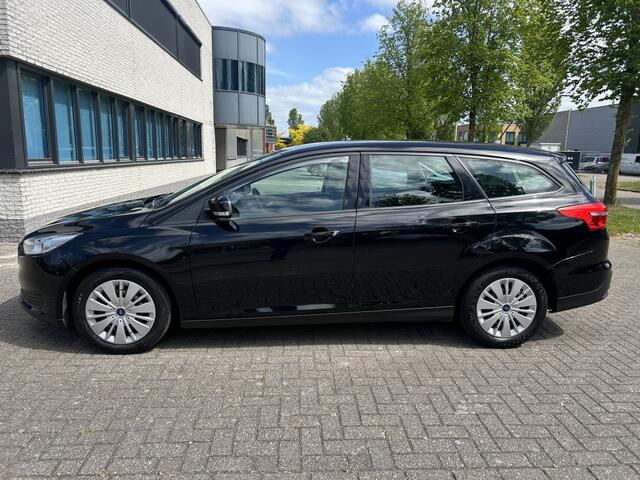 Ford FOCUS 1.0 Trend 125PK STOELVW STUURVW TREKHAAK!