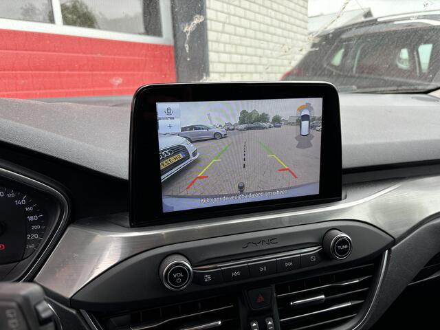 Ford FOCUS 1.0 EcoBoost Titanium Business TREKHAAK / FULL LED / CAMERA / STOELVERW / STUURVERW / B&O / DAB+ / CARPLAY / NL-AUTO
