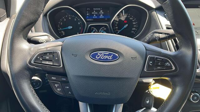 Ford FOCUS Wagon 1.0 Titanium | Stoelverwarming | Cruise control