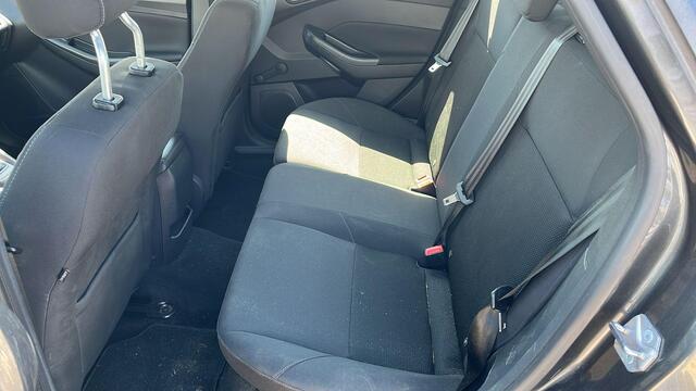 Ford FOCUS Wagon 1.0 Titanium | Stoelverwarming | Cruise control