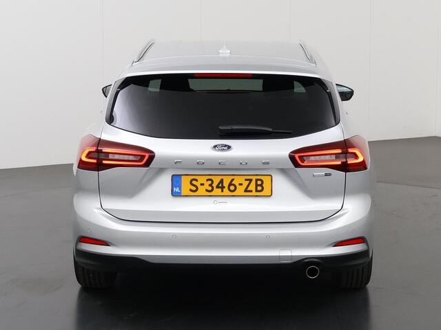 Ford FOCUS Wagon 1.0 EcoBoost Hybrid Titanium | Winter Pack | Cruise Control | Climate Control |