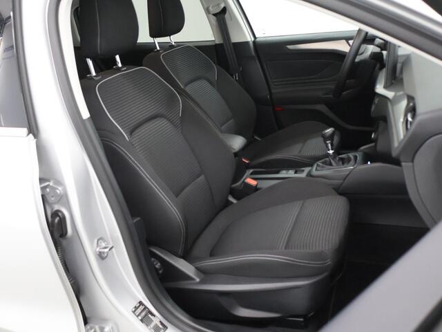 Ford FOCUS Wagon 1.0 EcoBoost Hybrid Titanium | Winter Pack | Cruise Control | Climate Control |