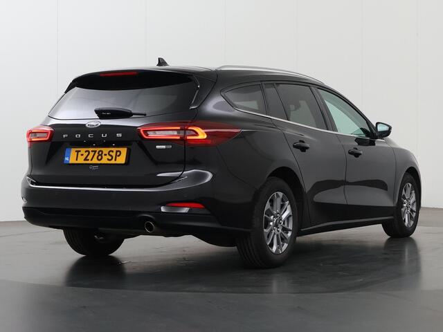 Ford FOCUS Wagon 1.0 EcoBoost Hybrid Titanium | Winterpack | Parkeercamera | Cruise Control Adaptief | Navigatie |