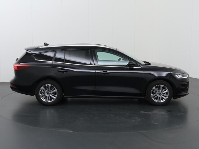Ford FOCUS Wagon 1.0 EcoBoost Hybrid Titanium | Winterpack | Parkeercamera | Cruise Control Adaptief | Navigatie |