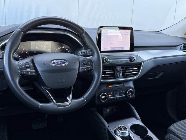 Ford FOCUS 1.0 EcoBoost Titanium Business Automaat Carplay/Camera/Keyless.
