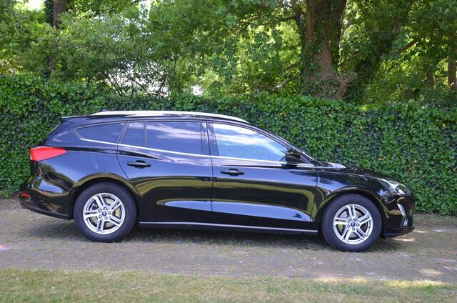 Ford FOCUS Wagon 1.0 EcoBoost Trend Edition Business Navi/Airco/Trekhaak/Achteruitrijcamera/Apple Carplay/Android Auto/lichtmetalen velgen 16"