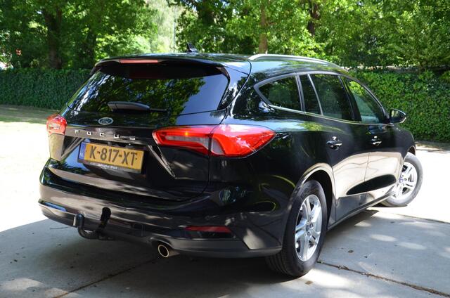 Ford FOCUS Wagon 1.0 EcoBoost Trend Edition Business Navi/Airco/Trekhaak/Achteruitrijcamera/Apple Carplay/Android Auto/lichtmetalen velgen 16"