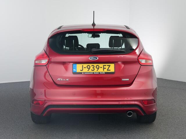 Ford FOCUS ST-Line Eco-Boost | 183PK | Carplay | Winterpakket |