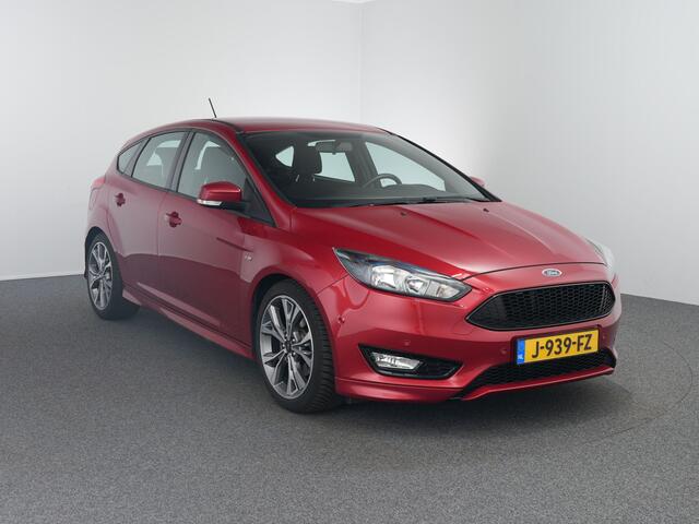 Ford FOCUS ST-Line Eco-Boost | 183PK | Carplay | Winterpakket |