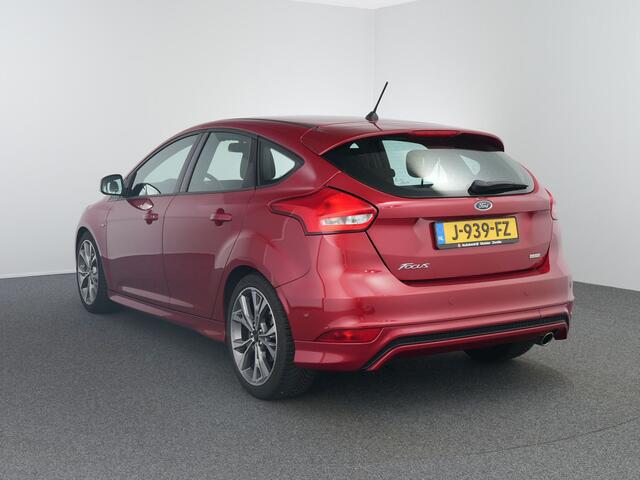 Ford FOCUS ST-Line Eco-Boost | 183PK | Carplay | Winterpakket |