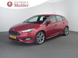 ford-focus-st-line-eco-boost--183p
