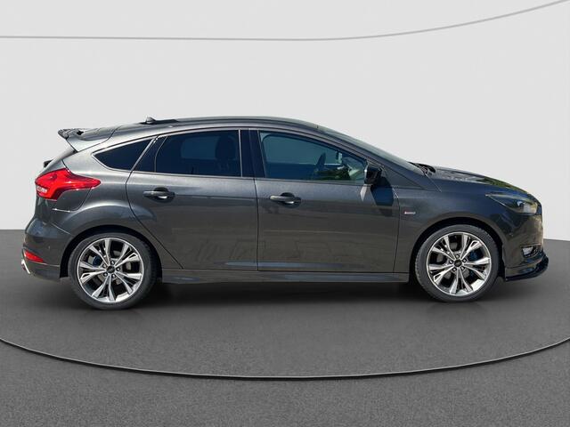 Ford FOCUS 1.5 ST-Line 182 | Half Leder | Camera | Cruise