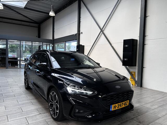 Ford FOCUS Wagon EcoBoost 125pk ST-Line | Winter pack | Elekt. A.Klep | B&O | Dodehoek detectie | Adapt. Cruise | 18"LMV |