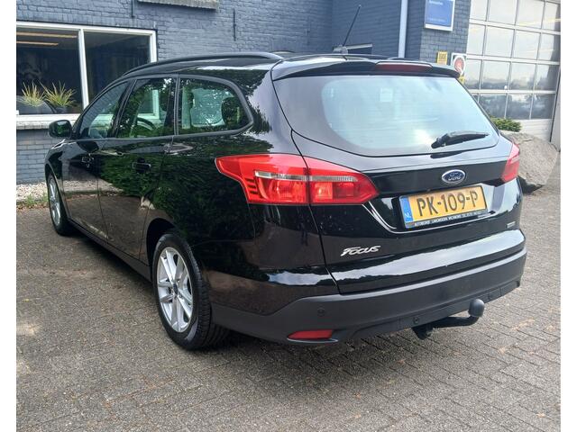Ford FOCUS Wagon 1.0 Lease Edition / trekhaak / all season banden