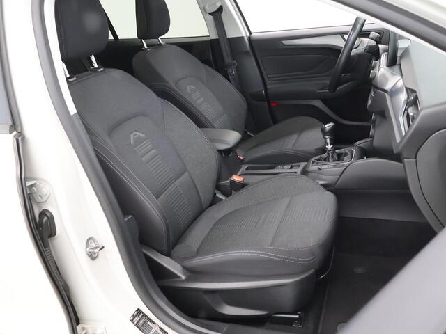 Ford FOCUS Wagon 1.0 EcoBoost Active Business | Winterpakket | Parkeercamera | Koplampen Led Adaptief | B&O | Climate Control | Keyless Go |