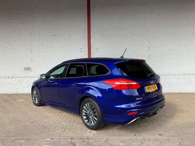 Ford FOCUS Wagon 1.0 Titanium |ST-Line!|Winter Pakket!|