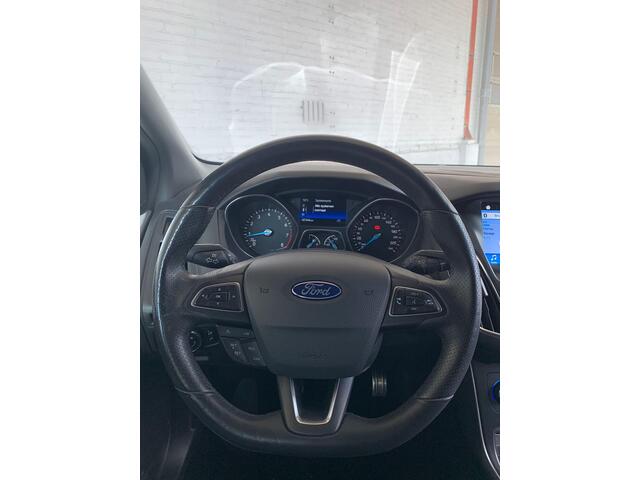 Ford FOCUS Wagon 1.0 Titanium |ST-Line!|Winter Pakket!|