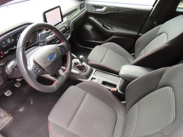 Ford FOCUS Wagon 1.0 EcoBoost ST Line*Navi*ECC*EXPORT/EX.BPM*