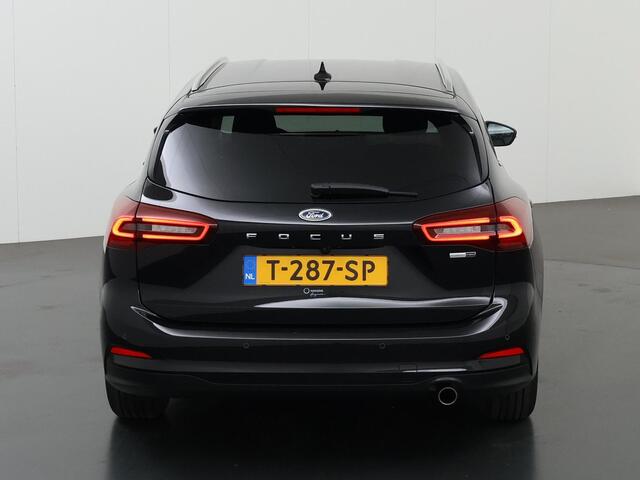 Ford FOCUS Wagon 1.0 EcoBoost Hybrid Titanium | Navigatie | Winterpack | Parkeercamera | Climate Control |