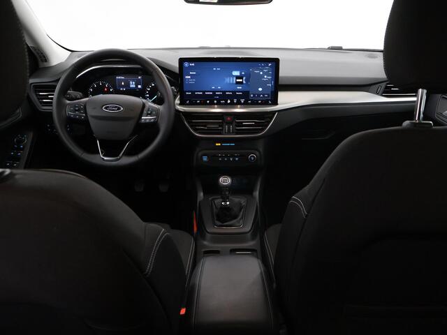 Ford FOCUS Wagon 1.0 EcoBoost Hybrid Titanium | Navigatie | Winterpack | Parkeercamera | Climate Control |