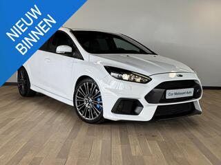 ford-focus-2.3-rs-recaro--camera-