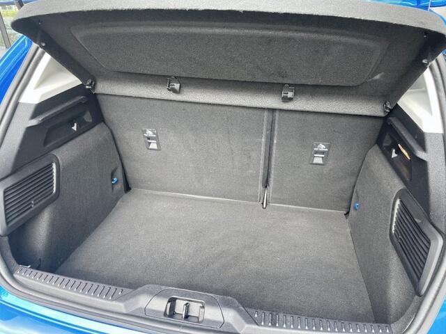 Ford FOCUS 1.5 150PK ECC LMV NAVIGATIE SPORTSTOELEN CRUISE