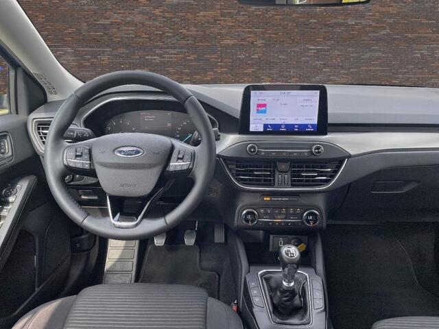 Ford FOCUS 1.5 150PK ECC LMV NAVIGATIE SPORTSTOELEN CRUISE