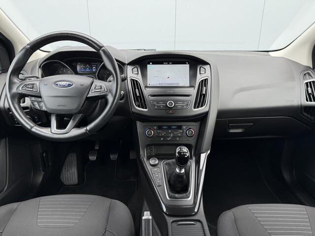 Ford FOCUS 1.5 Titanium Carplay/Camera/18inch.
