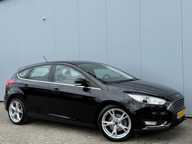 Ford FOCUS 1.5 Titanium Carplay/Camera/18inch.