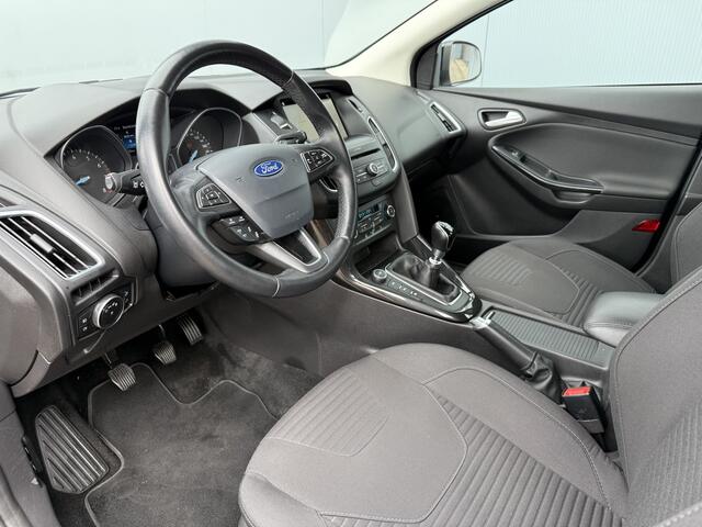 Ford FOCUS 1.5 Titanium Carplay/Camera/18inch.