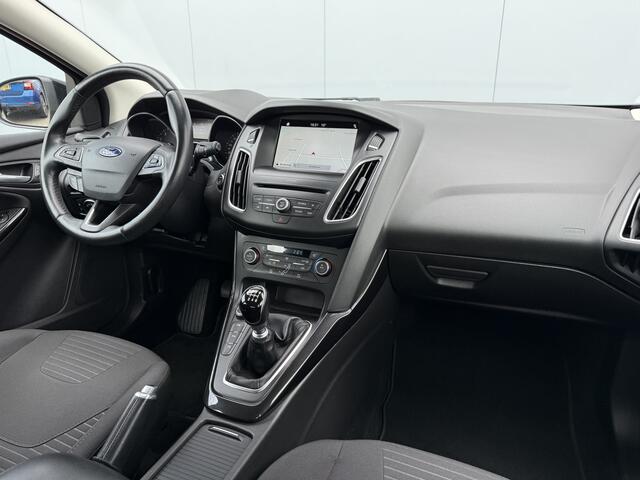Ford FOCUS 1.5 Titanium Carplay/Camera/18inch.