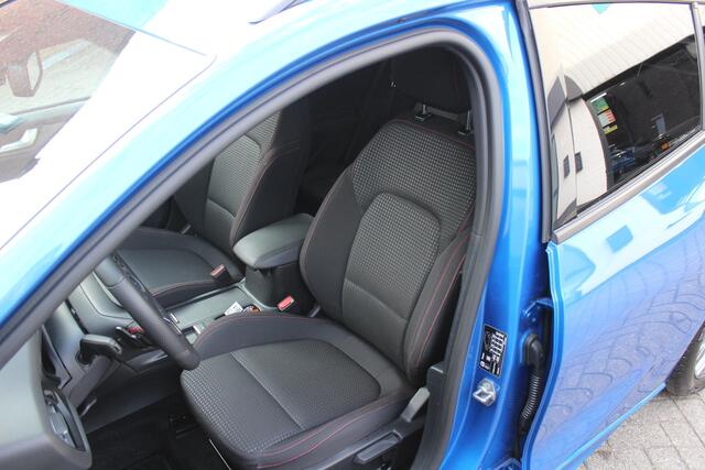 Ford FOCUS Wagon 1.0 EcoBoost Hybrid ST Line X WinterPack, Driver Ass Pack, Trekhaak Afn, Sync4, Camera, Adaptieve Cruise.