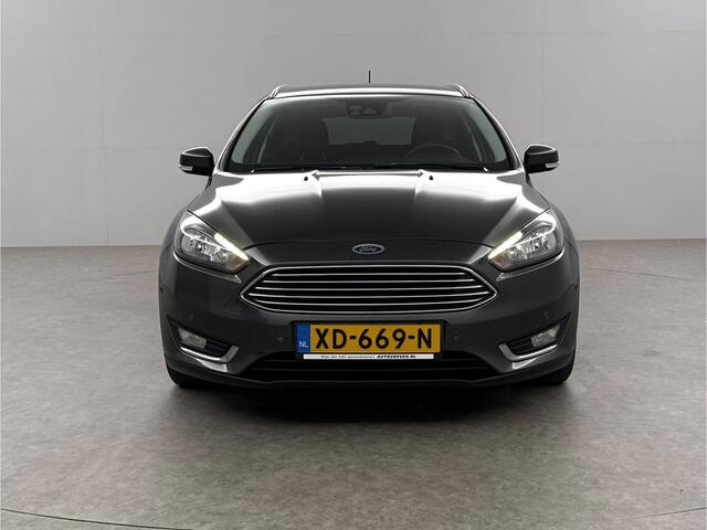 Ford FOCUS 1.5 TDCI Titanium Clima Carplay Camera Cruise LED Trekhaak Navi PDC 16"LMV
